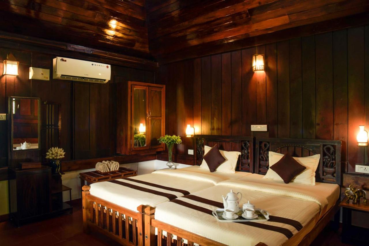 Stayvista At La Riva Heritage Villa With Bicycle Alappuzha ภายนอก รูปภาพ
