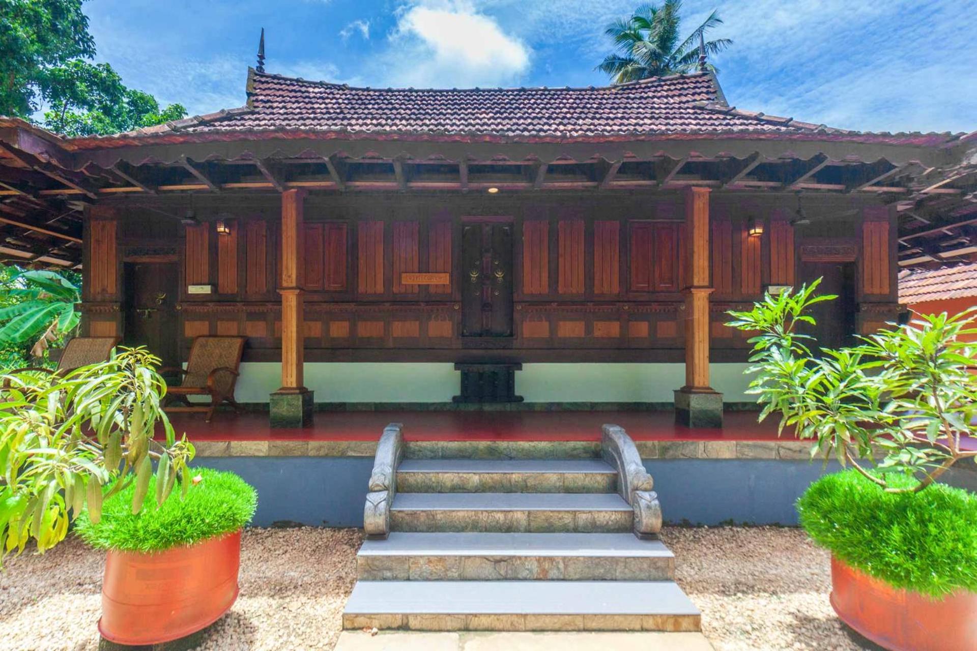 Stayvista At La Riva Heritage Villa With Bicycle Alappuzha ภายนอก รูปภาพ